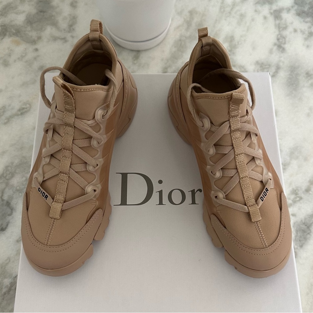 DIOR D-CONNECT SNEAKERS